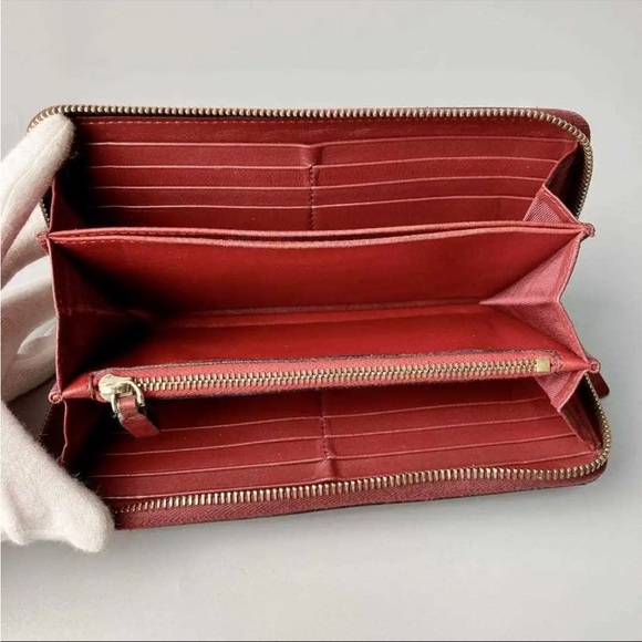 Valentino Rockstud Long Zip Around Wallet - Picture 5 of 10